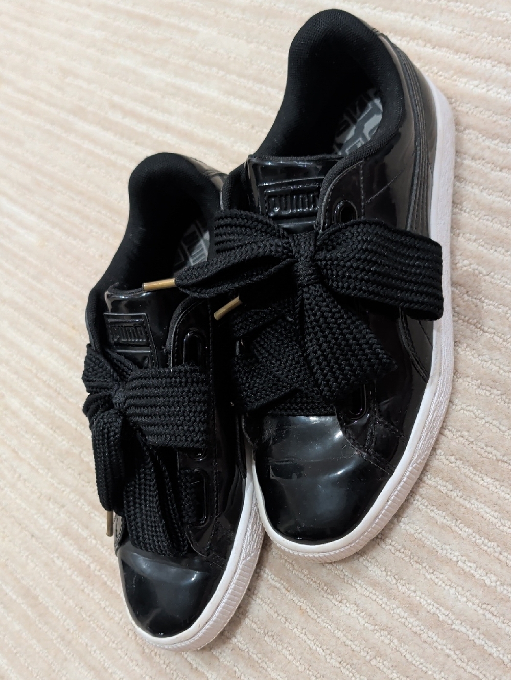 Puma Black Patent Ribbon Lace Sneakers Size 7.5